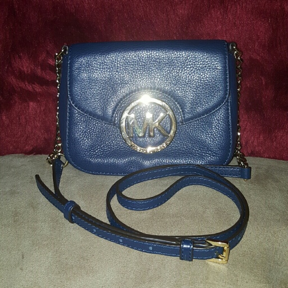 SOLD!!!!!!! Navy michael kors fulton