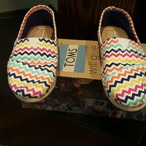 TOMS Bright print