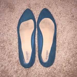Old navy flats