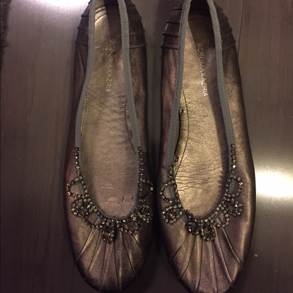 Bcbg gem flats