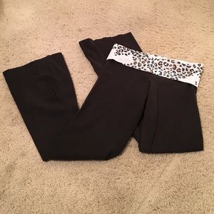 🚫SOLD🚫  VictoriaSecret Cheetah Print Boot Yoga.