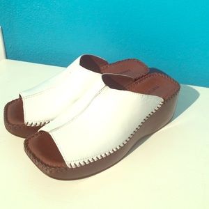 Naturalizer wedge sandals