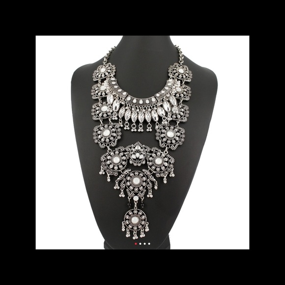 "The Royal" Bib necklace -Now available!