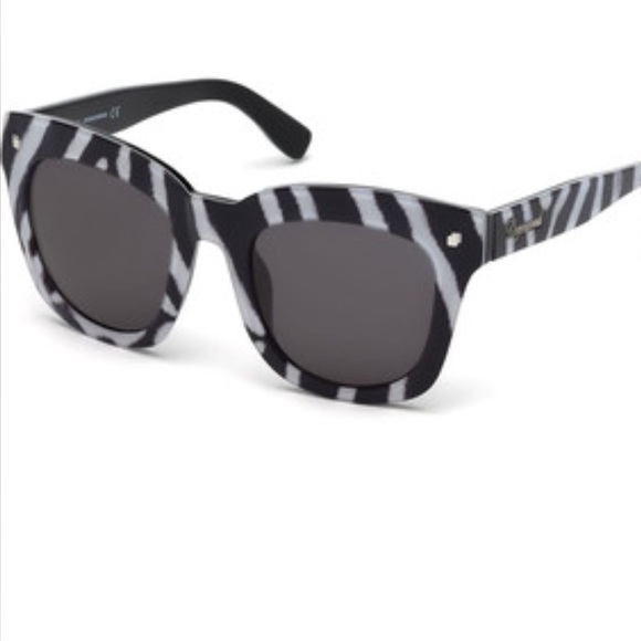 Dsquared Accessories - ✨Authentic Dsquared2 sunglasses