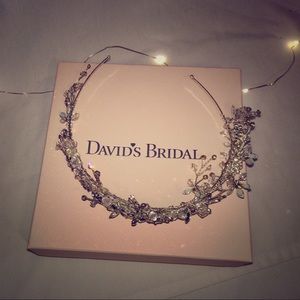 David's Bridal Moldable Crystal Tiara