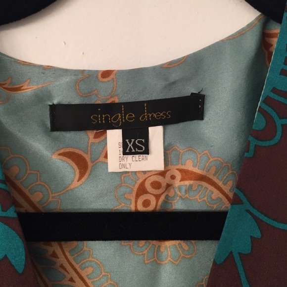 Single silk kimono dress - Picture 2 of 4