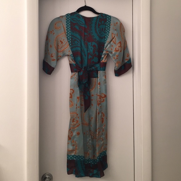 Single silk kimono dress - Picture 4 of 4