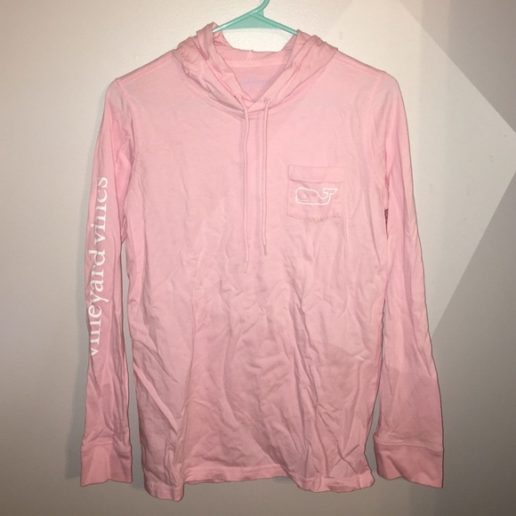 Pink vineyard vines pullover