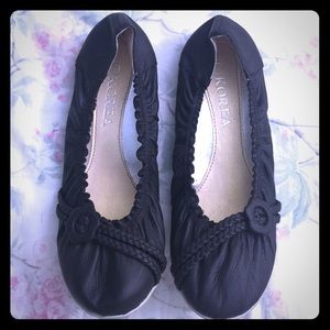 Doll shoe