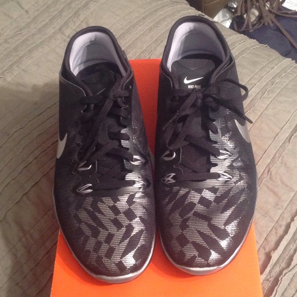 Nike free shoes