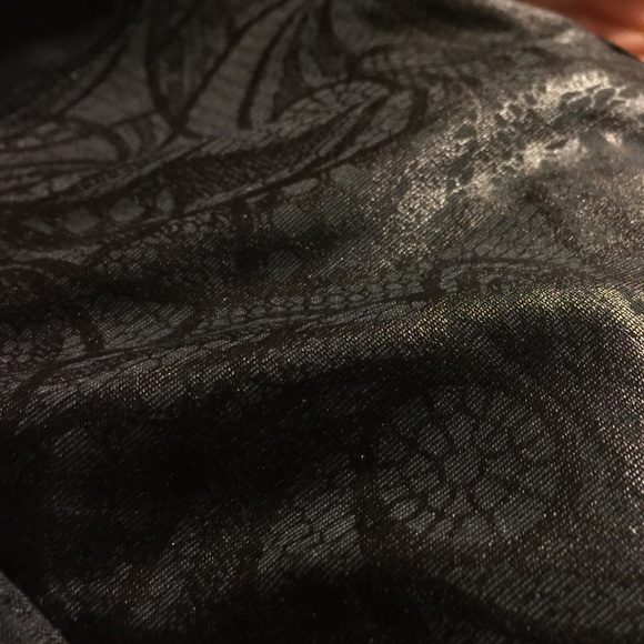 Pro Performance Sports Bra - Picture 2 of 4