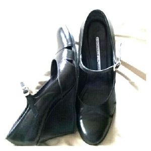 Donald J Pliner Leather Wedge Heels