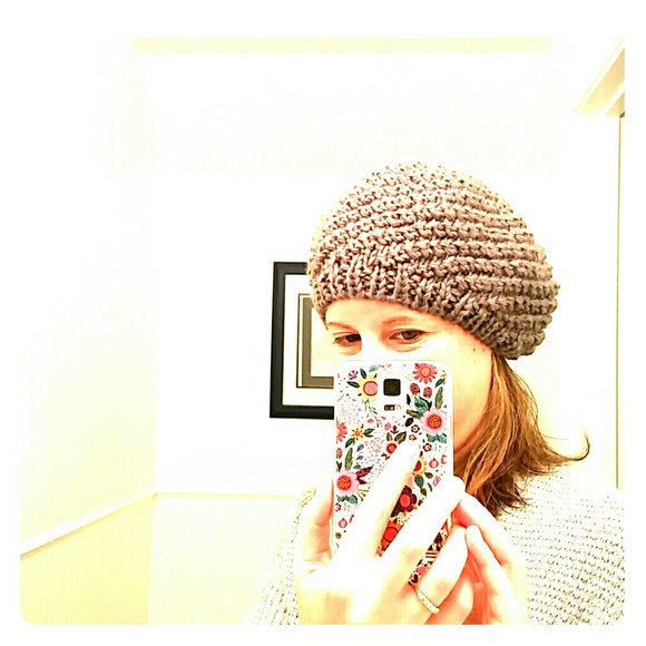 Lands Ends knit beanie NWOT - Picture 1 of 3