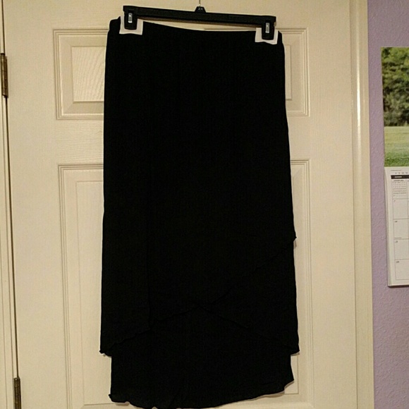 NWT Black Skirt - Picture 1 of 3