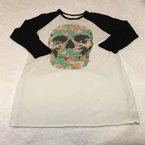 Flower skull baseball tee