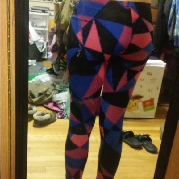 DONATED Geometric leggings - Picture 3 of 3