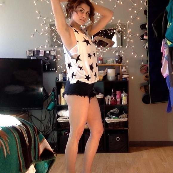 White/Black Star cut off tank