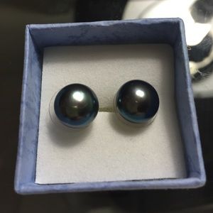 Beautiful Real Pearl Earrings!