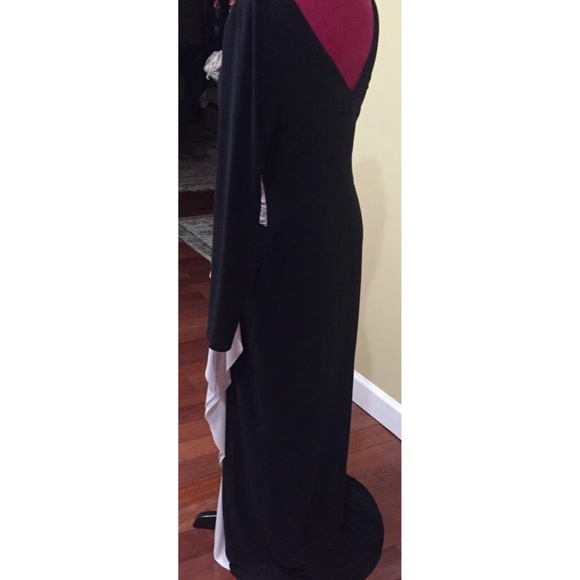 Lauren Ralph Lauren long sleeved evening gown - Picture 2 of 4