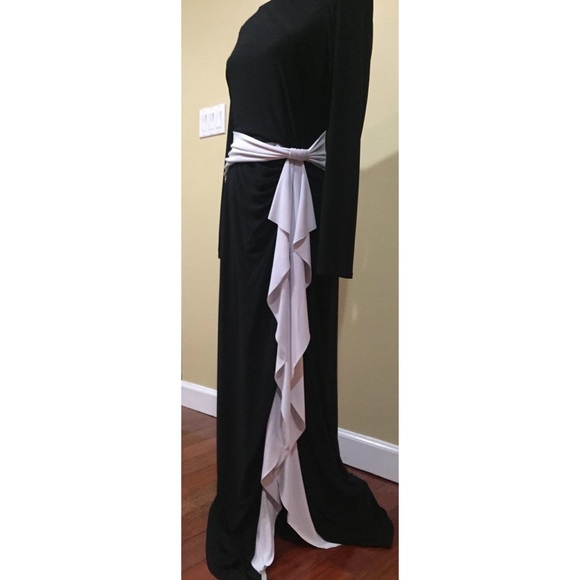 Lauren Ralph Lauren long sleeved evening gown - Picture 3 of 4