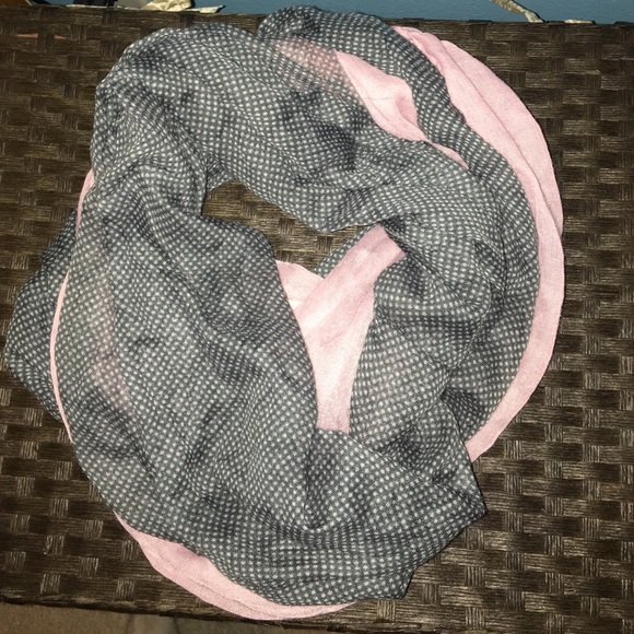Infinity scarf