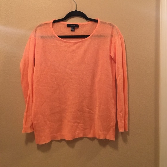 💋Fun thin sweatshirt!