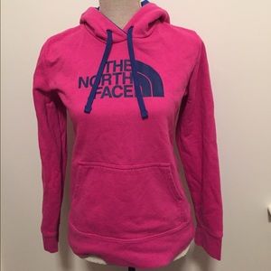 Designer woman pink north face sweater with hoodie