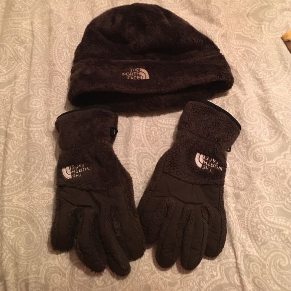 North Face Gloves and Hat