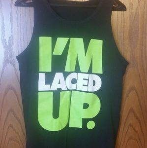 SLEEVELESS TANK TOP