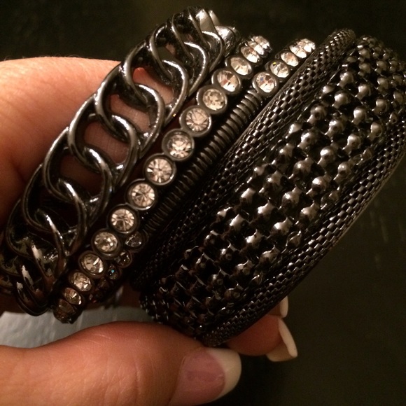 R.J. Graziano 4 Piece Bangle Set