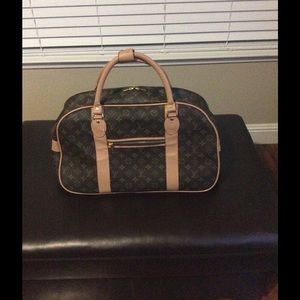 Compact luggage on wheels... Used only twice