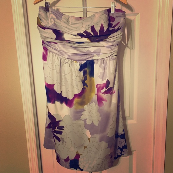NWT Limited Satin Floral Strapless Dress - Size 14 - Picture 1 of 4