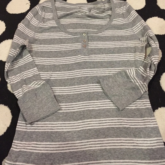 Medium 3 quarter sleeve