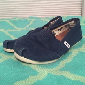 Navy women's toms- size 6.5
