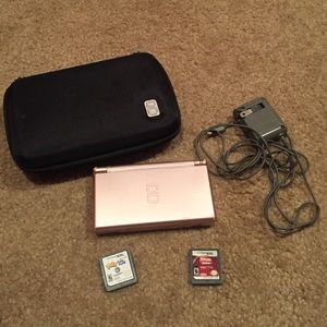 Nintendo DS Lite with 3 Games