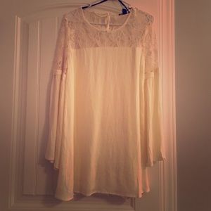 Cream lace long sleeve soft dress