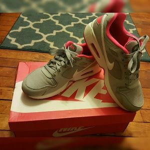 Airmax Coliseum Racer