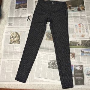 Athleta patterned tight/legging