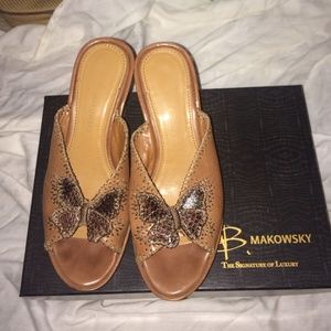 Makowsky Wedges- leather