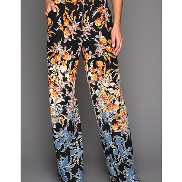 Looking 4 BCBG Floral Landon Pants size M or L.