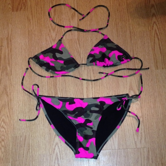 Pink Camouflage Op Bikini