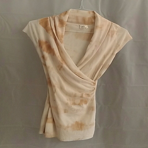 Beautiful polyester-mesh shirt