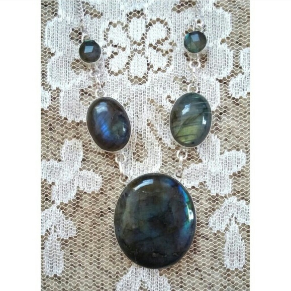 Labradorite ncklace - Picture 2 of 2