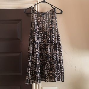 F21 Aztec Tunic-size L.