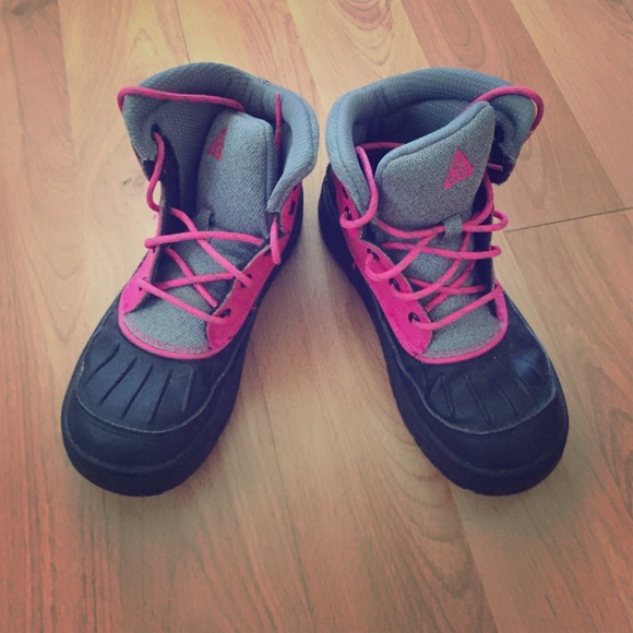 Pink Nike ACG snow boots