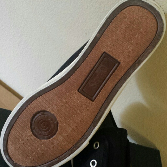 Chaps no lace sneakers - Picture 3 of 4