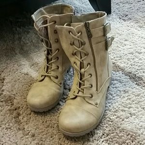 Guess combat boots