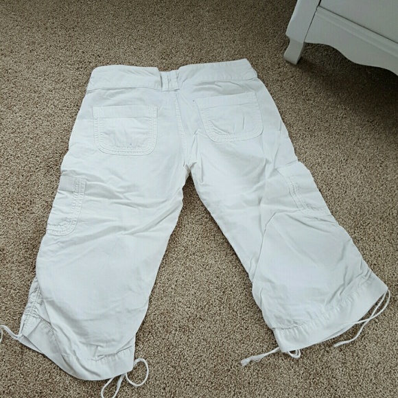 White capris - Picture 2 of 4