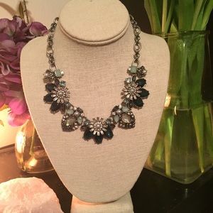 Beau Mond Collar Necklace