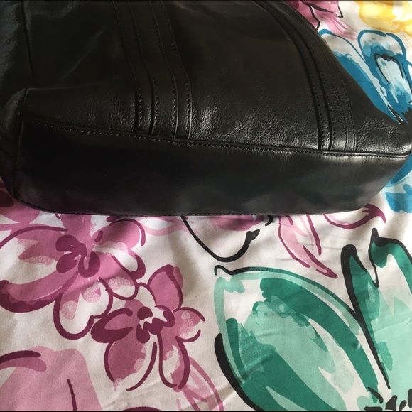 Extra photos of bag - Picture 3 of 3